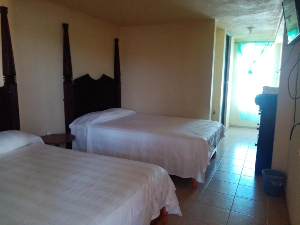 Hotel Cipreses Ixmiquilpan Exterior photo